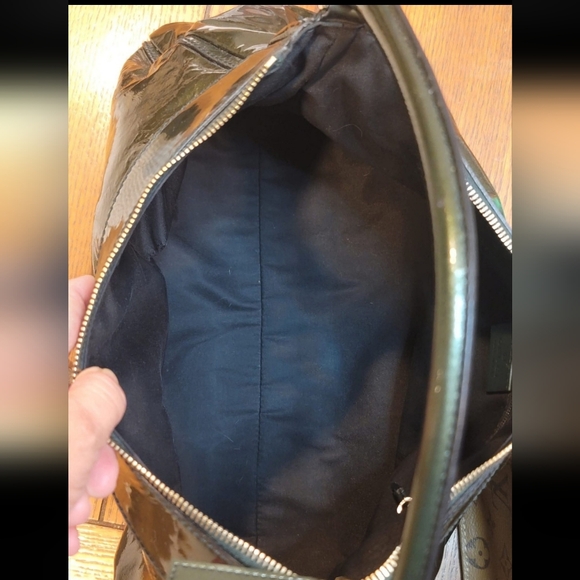 Gucci Patent Green Shoulder Bag/ Handbag - Picture 8 of 11